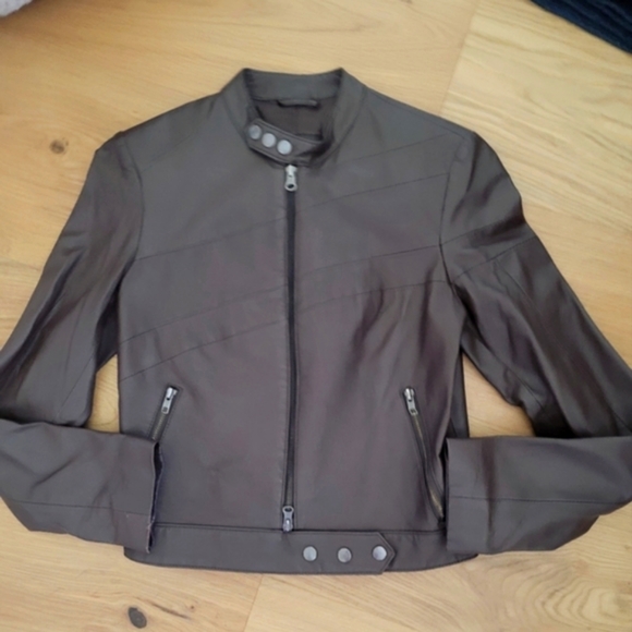 Women's Genuine Leather Jacket - Picture 1 of 12